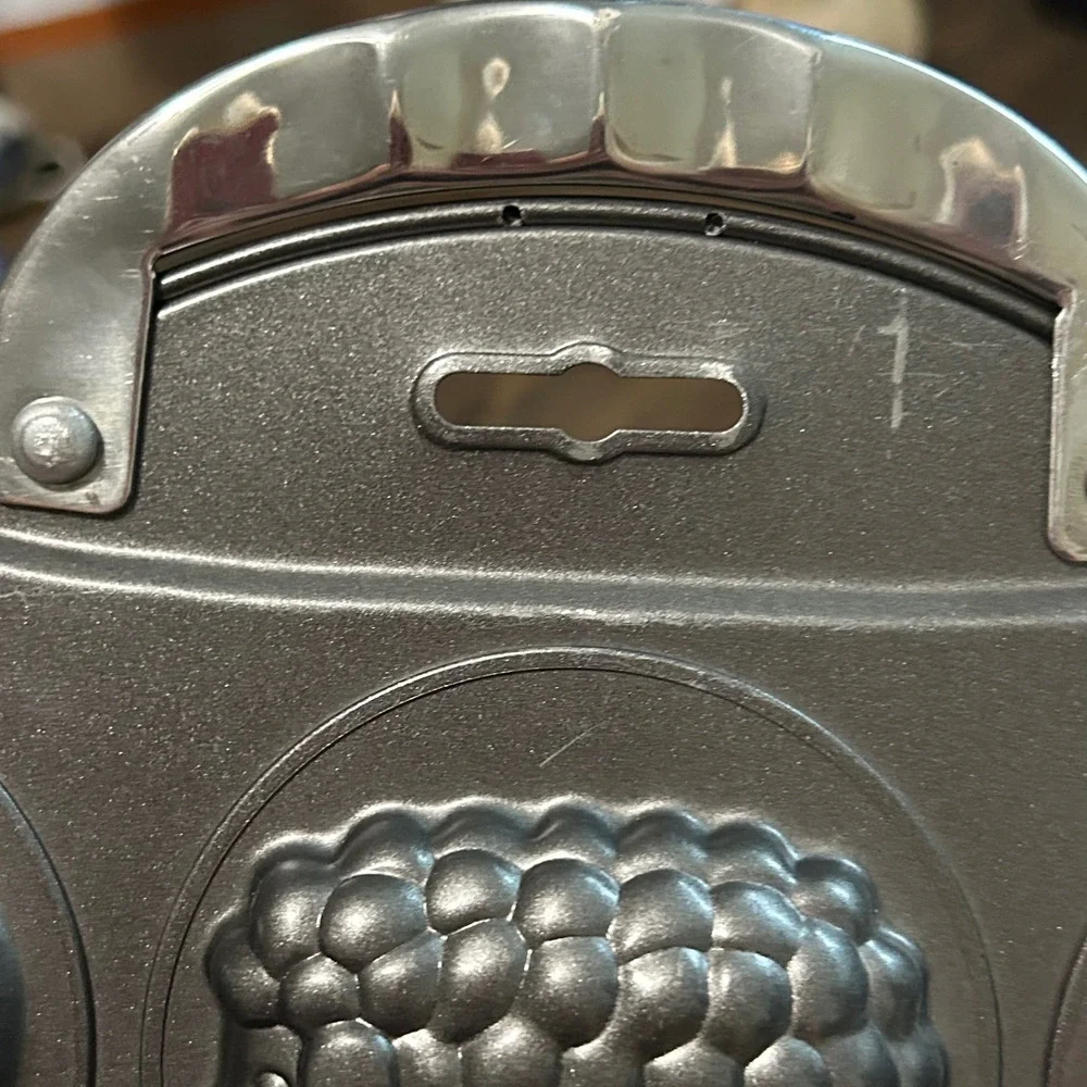 Norpro nonstick muffin